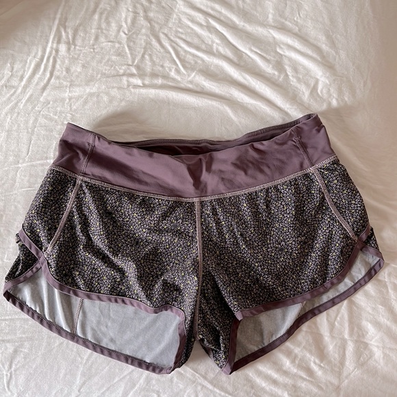 Lululemon speed short size 6 - Picture 1 of 4